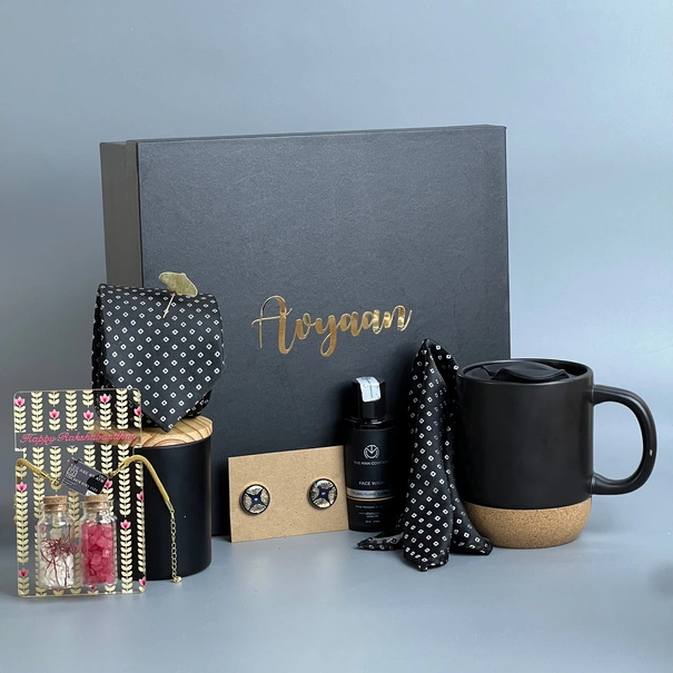 Elegant Rakhi Essetials Hamper